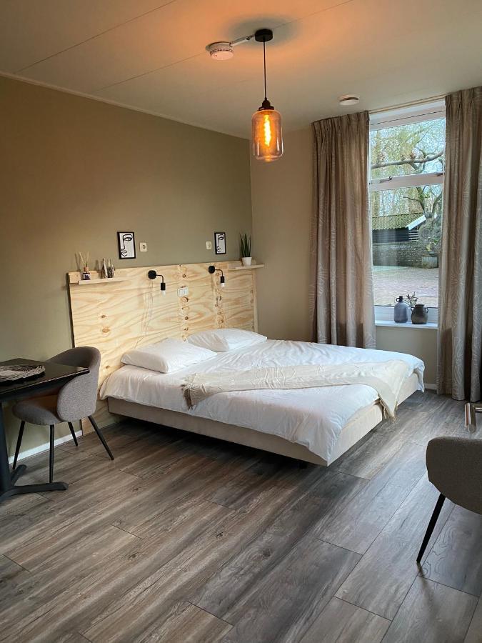 Bed And Breakfast Stinzenflora Cornjum Екстериор снимка